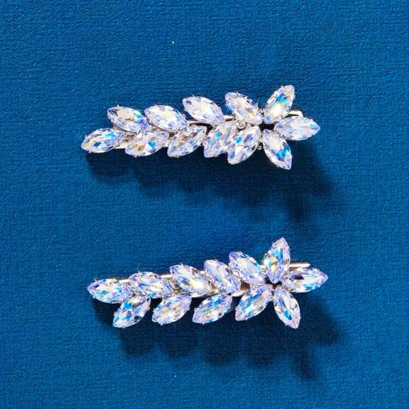 👑NEW SET OF 2 JEWELED HAIR CLIPS! - Picture 1 of 5